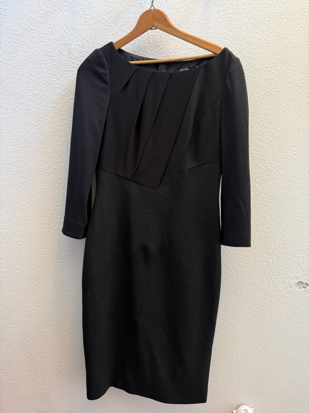 KAREN MILLEN Minimal Black Crepe Sheath Dress